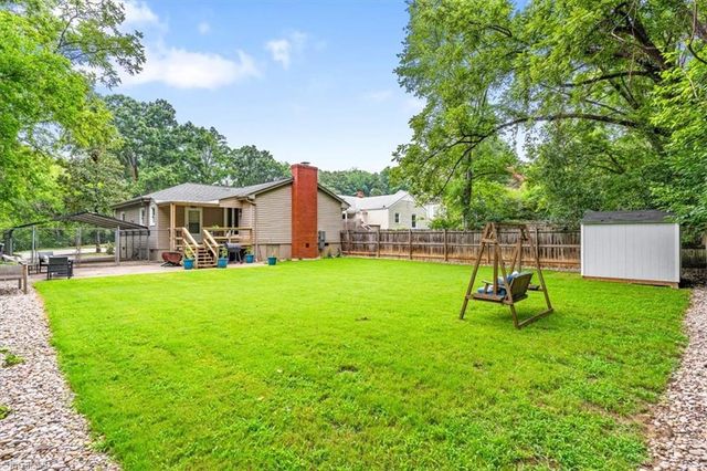 1600 Roseland Street, Greensboro, NC 27408