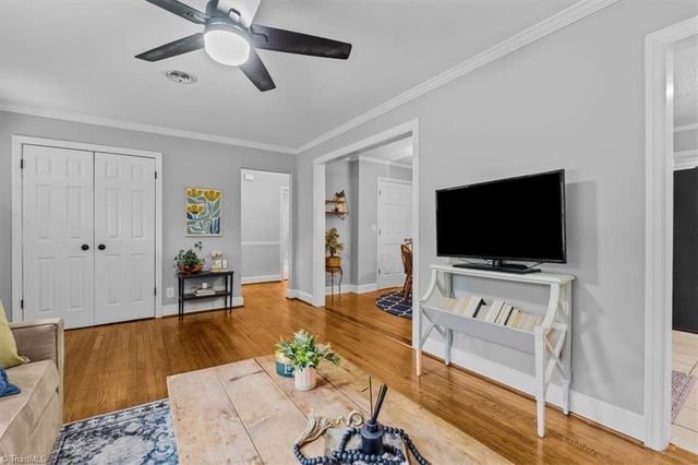 1600 Roseland Street, Greensboro, NC 27408