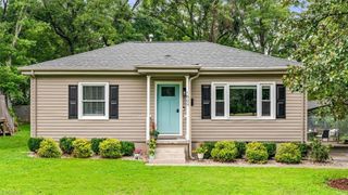 1600 Roseland Street, Greensboro, NC 27408