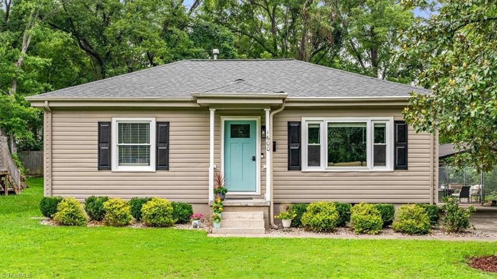 1600 Roseland Street, Greensboro, NC 27408
