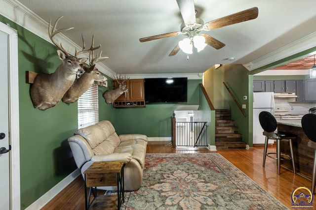 6549 SW 26th CT, Topeka, KS 66614