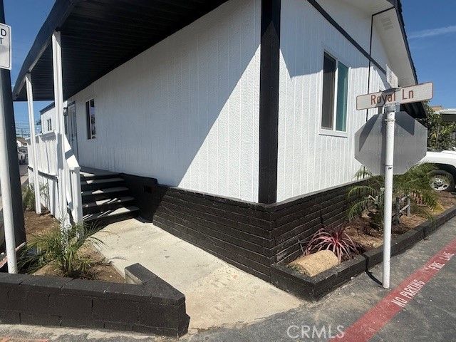 215 S Sullivan Lane 220, Santa Ana, CA 92704