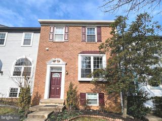 6458 AUTUMN GLEN CT, Alexandria, VA 22312