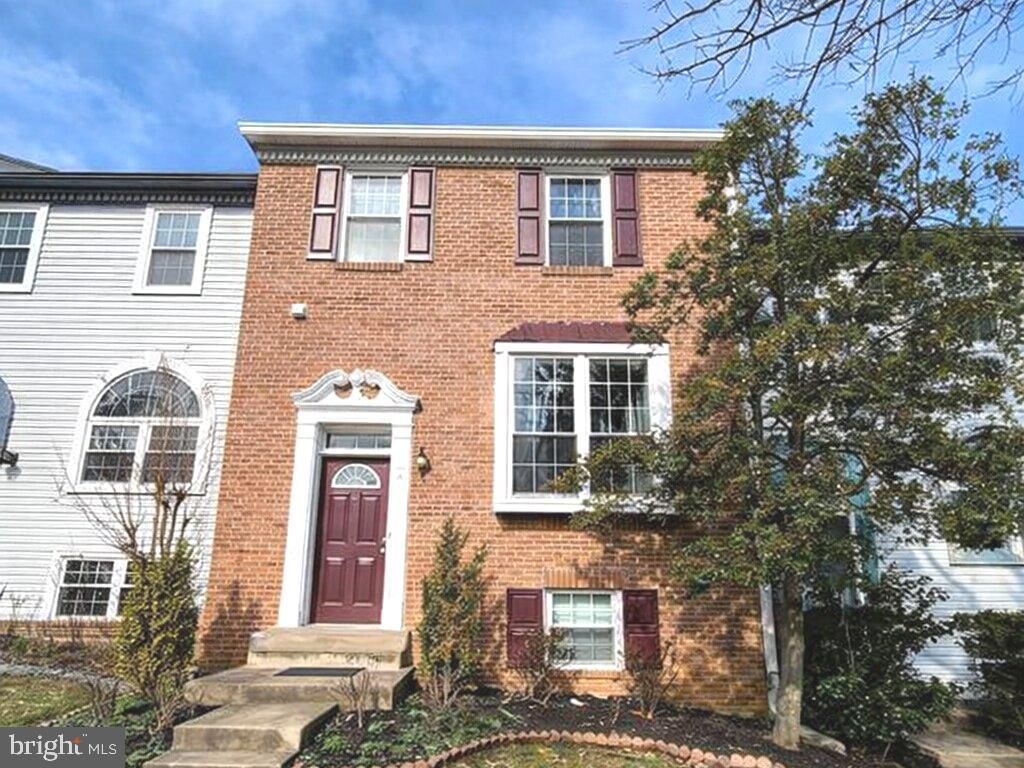 6458 AUTUMN GLEN CT, Alexandria, VA 22312