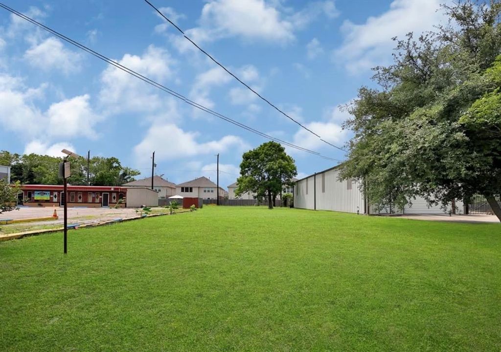 0000 Broadway, La Porte, TX 77571