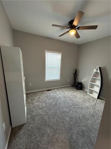 305 SW 11th Road, Warrensburg, MO 64093