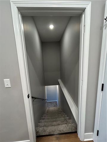 305 SW 11th Road, Warrensburg, MO 64093