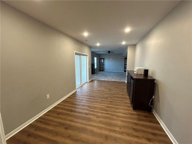 305 SW 11th Road, Warrensburg, MO 64093