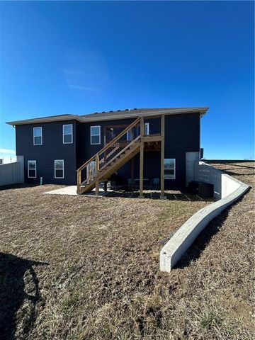 305 SW 11th Road, Warrensburg, MO 64093