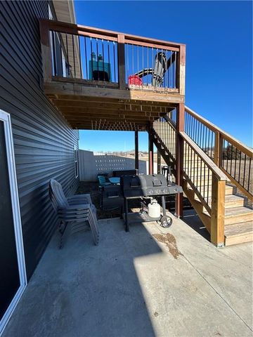 305 SW 11th Road, Warrensburg, MO 64093