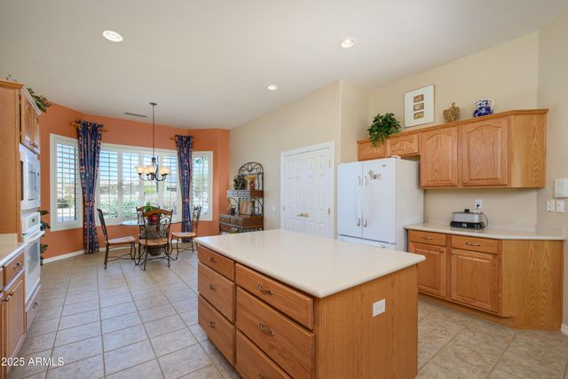 16935 W DESERT BLOSSOM Way, Surprise, AZ 85387