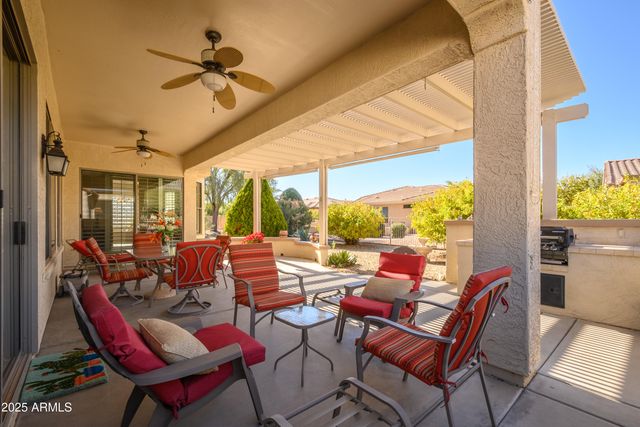 16935 W DESERT BLOSSOM Way, Surprise, AZ 85387