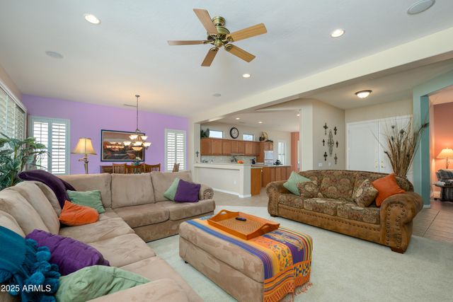 16935 W DESERT BLOSSOM Way, Surprise, AZ 85387