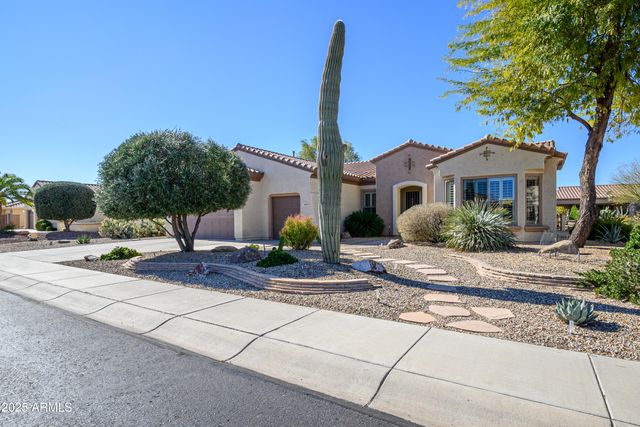16935 W DESERT BLOSSOM Way, Surprise, AZ 85387