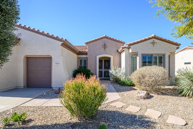 16935 W DESERT BLOSSOM Way, Surprise, AZ 85387
