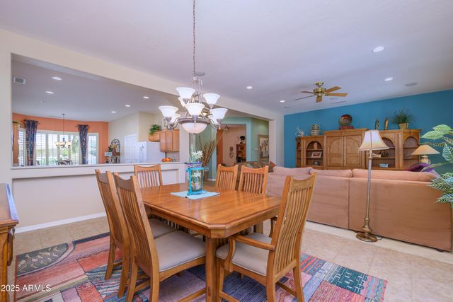 16935 W DESERT BLOSSOM Way, Surprise, AZ 85387