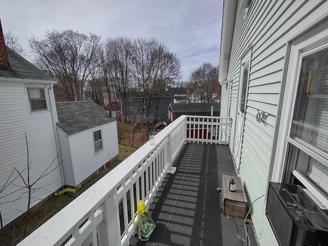 16 Kilby St 3, Woburn, MA 01801