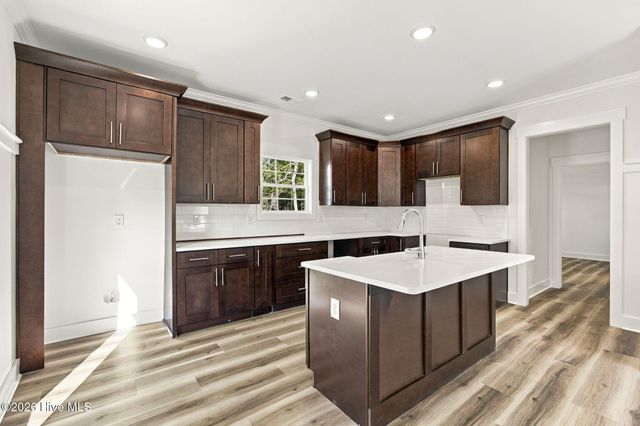 1769 Oakbrook Drive SW, Ocean Isle Beach, NC 28469