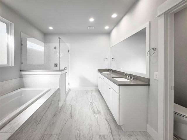 1602 Westside Gardens Lane, Houston, TX 77055