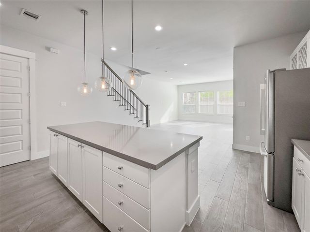 1602 Westside Gardens Lane, Houston, TX 77055