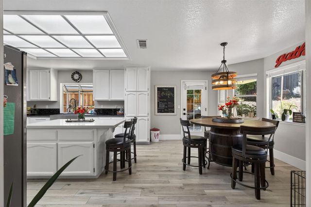 6139 Smoke Wood Ct, Loomis, CA 95650