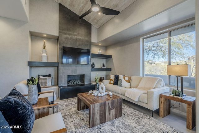 41327 N 106TH Street, Scottsdale, AZ 85262