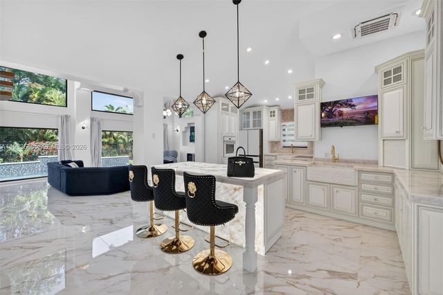 941 NE 119th Street, Biscayne Park, FL 33161