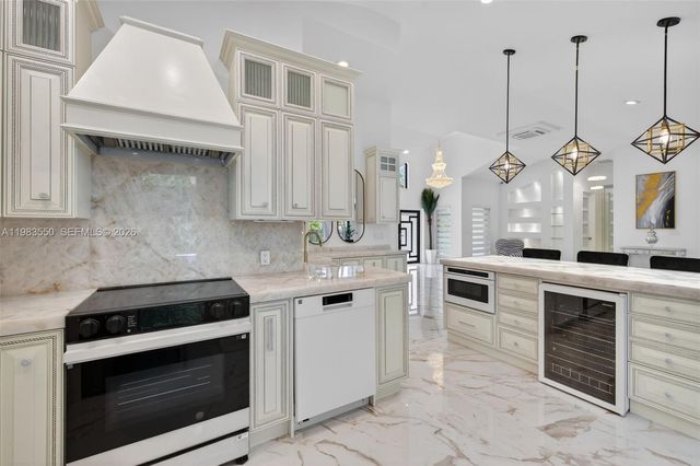 941 NE 119th Street, Biscayne Park, FL 33161