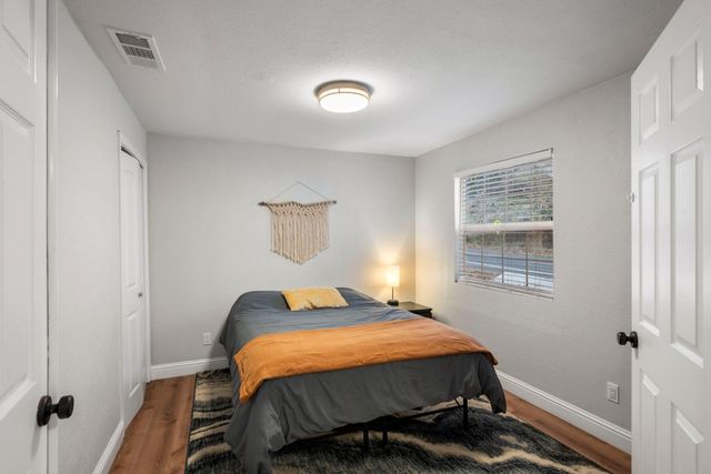 21965 Sawmill Flat Rd, Sonora, CA 95370