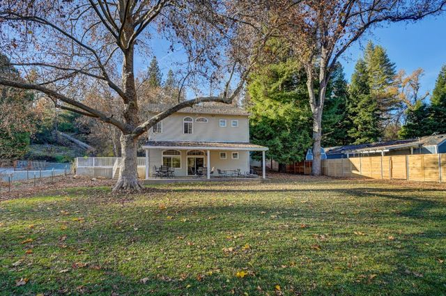 21965 Sawmill Flat Rd, Sonora, CA 95370