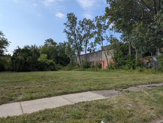 3821 Mcgraw Avenue, Detroit, MI 48208