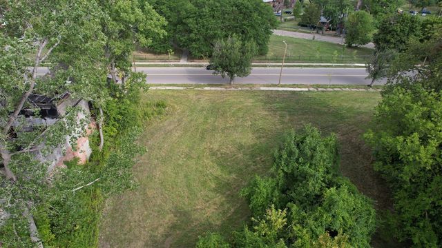 3821 Mcgraw Avenue, Detroit, MI 48208
