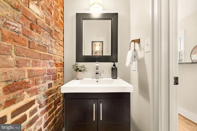 821 Q STREET, Washington, DC 20001