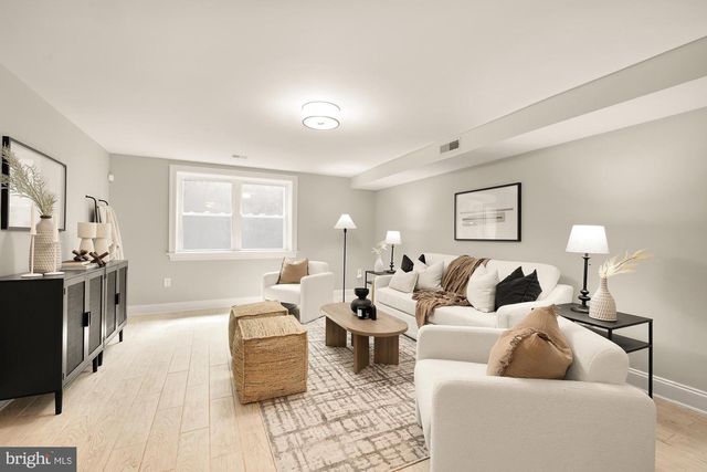 821 Q STREET, Washington, DC 20001