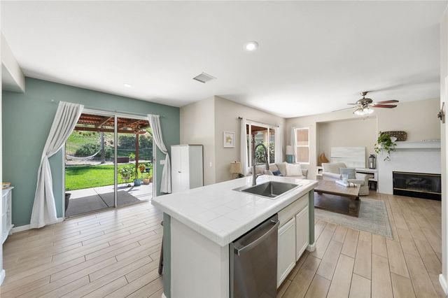 41309 Pine Tree Circle, Temecula, CA 92591