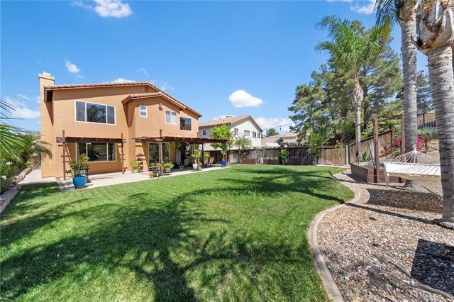 41309 Pine Tree Circle, Temecula, CA 92591