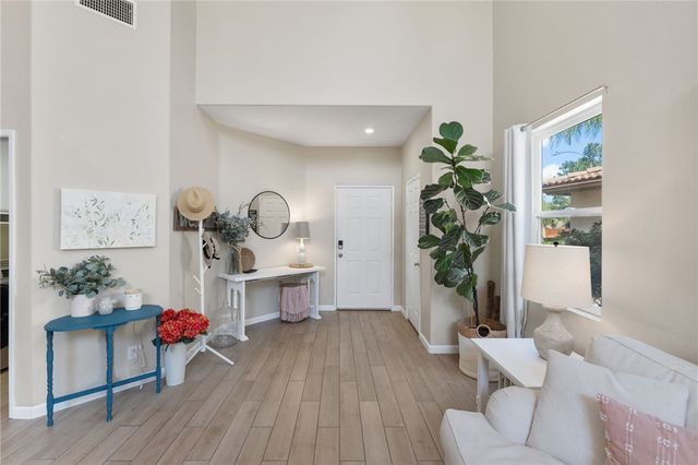 41309 Pine Tree Circle, Temecula, CA 92591