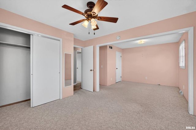 304 4TH Avenue, Colona, IL 61241