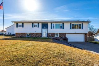 304 4TH Avenue, Colona, IL 61241