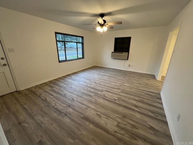 1014 E sevier Street, Benton, AR 72015