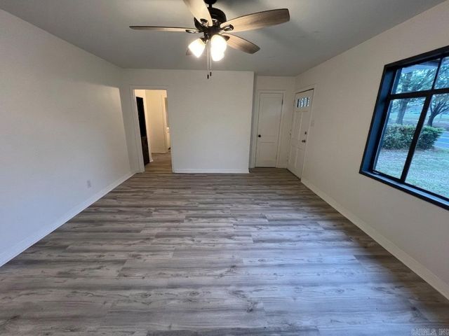 1014 E sevier Street, Benton, AR 72015