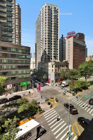 15 Central Park W Apt 6G, New York City, NY 10023