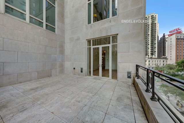 15 Central Park W Apt 6G, New York City, NY 10023