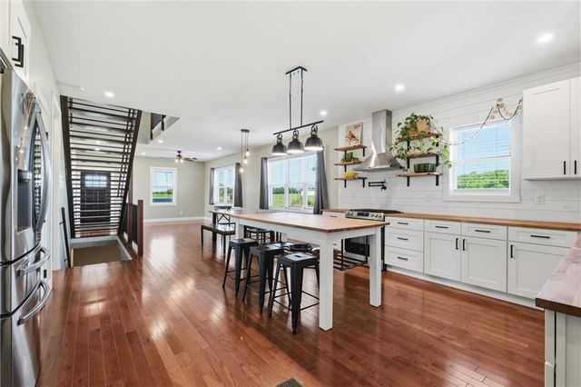 2110 E 223rd Street, Cleveland, MO 64734