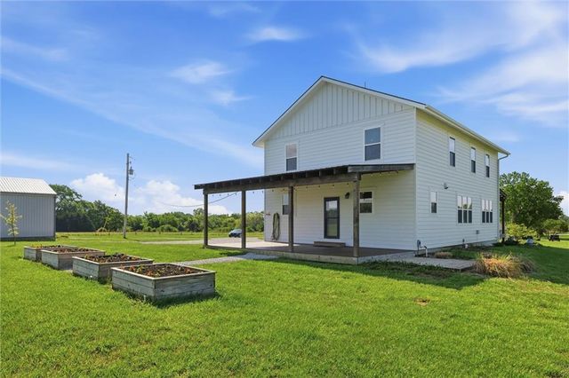 2110 E 223rd Street, Cleveland, MO 64734