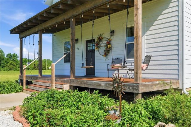 2110 E 223rd Street, Cleveland, MO 64734