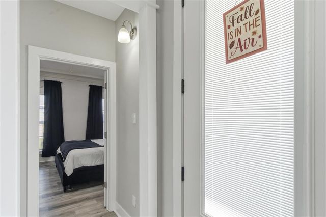 111 Hickory St, Iowa, LA 70647