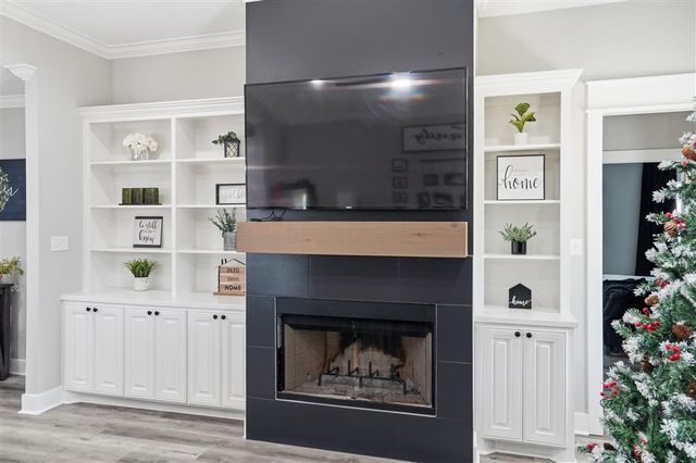 111 Hickory St, Iowa, LA 70647