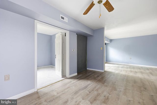 906 TIMBER CREEK RD, Clementon, NJ 08021