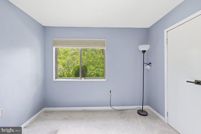 906 TIMBER CREEK RD, Clementon, NJ 08021